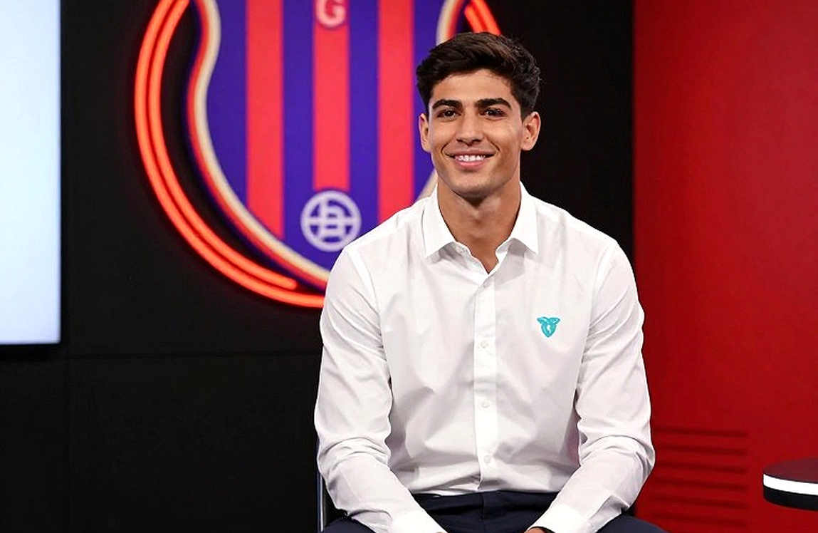 Twelve Pages, Nine Empty Fields: How a Hollow Dossier Still Circulated in the Transfer Window